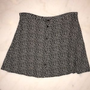 Black & White Floral Mini-Skirt